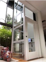 Platform Lift With Plexiglass Enclosed Cab